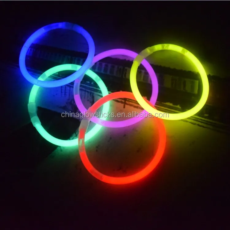 hot sale fluorescent glow sticks light liquids 8 inch glow stick bracelets