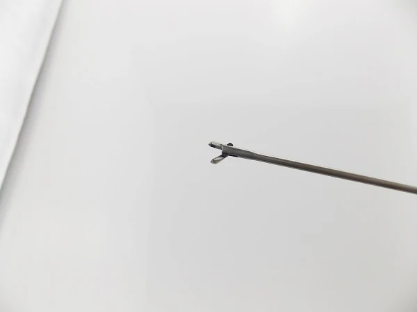 Different types of forceps (Bronchoscope surgical instruments)