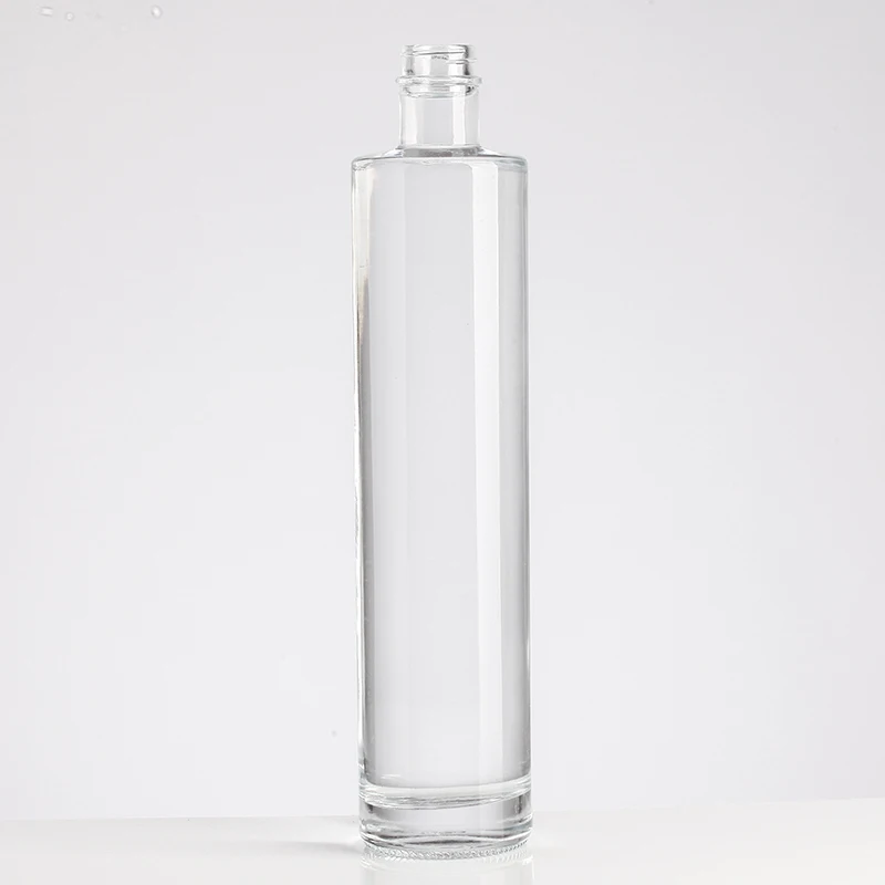 Short Neck Cylindrical Shape 750 ml Liquor Glass Bottle Transparent Simple Smooth