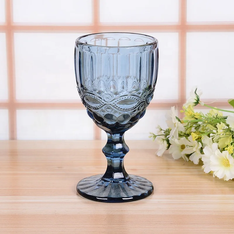 Wholesale Stocked Cheap Embissed Novelty Decorative Colored Water Glass Heavy Base Wine Glass For Wedding and Party