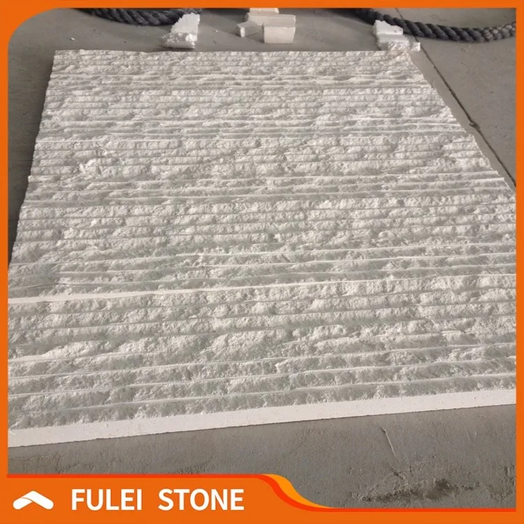 Облицовочная плитка из белого известняка с резной поверхностью