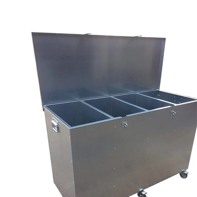 
Galvanized animal horse storage feed bin with hangles and wheels 