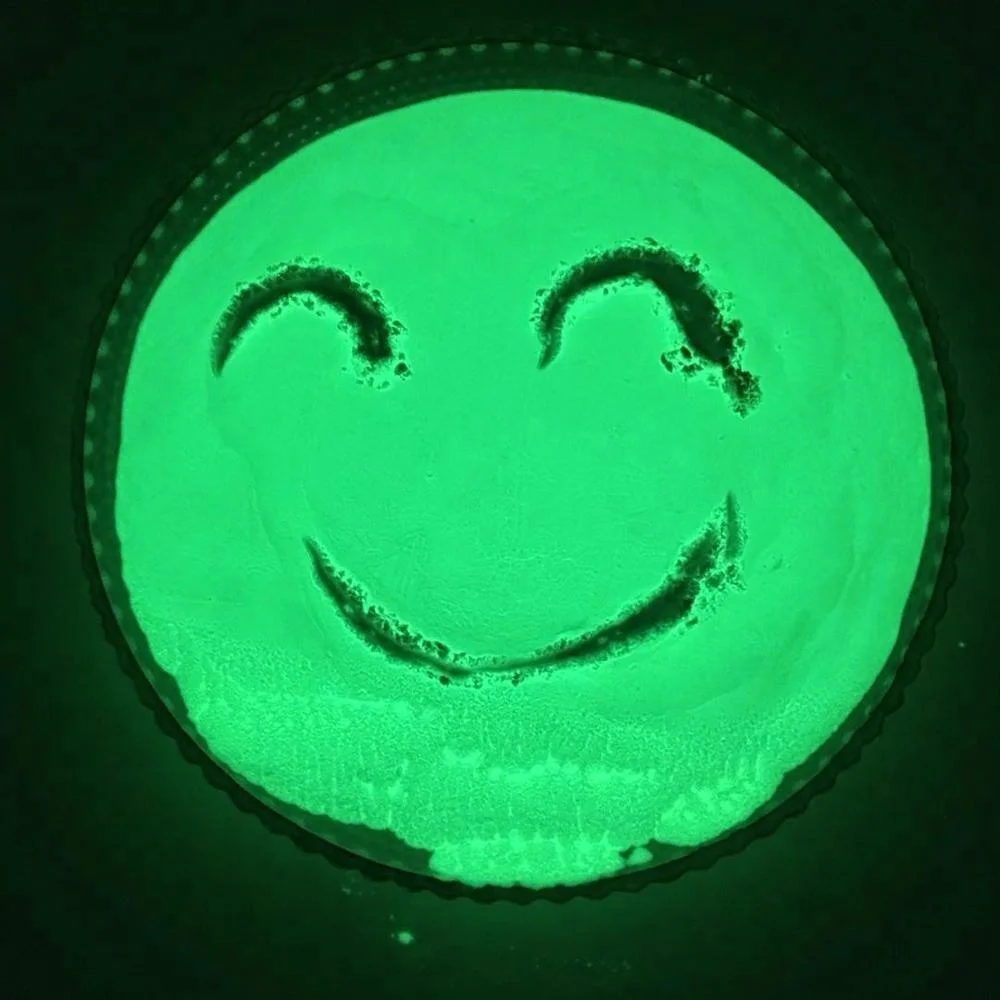 Long Effect Waterproof Yellow-green Photoluminescent Pigmen Glow in the Dark Powder WJPG-364 for Injection Molding
