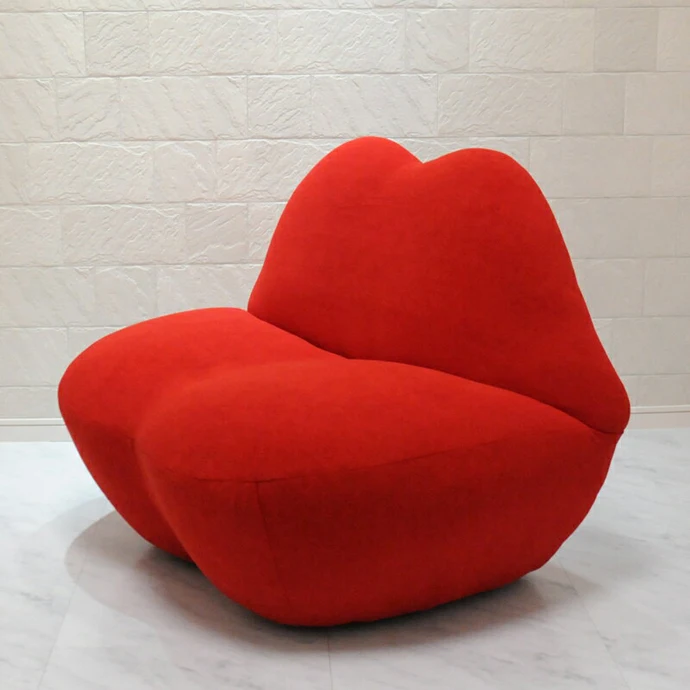 Modern style fabric sofa 1 seater  sex sofa chair  Lip chair