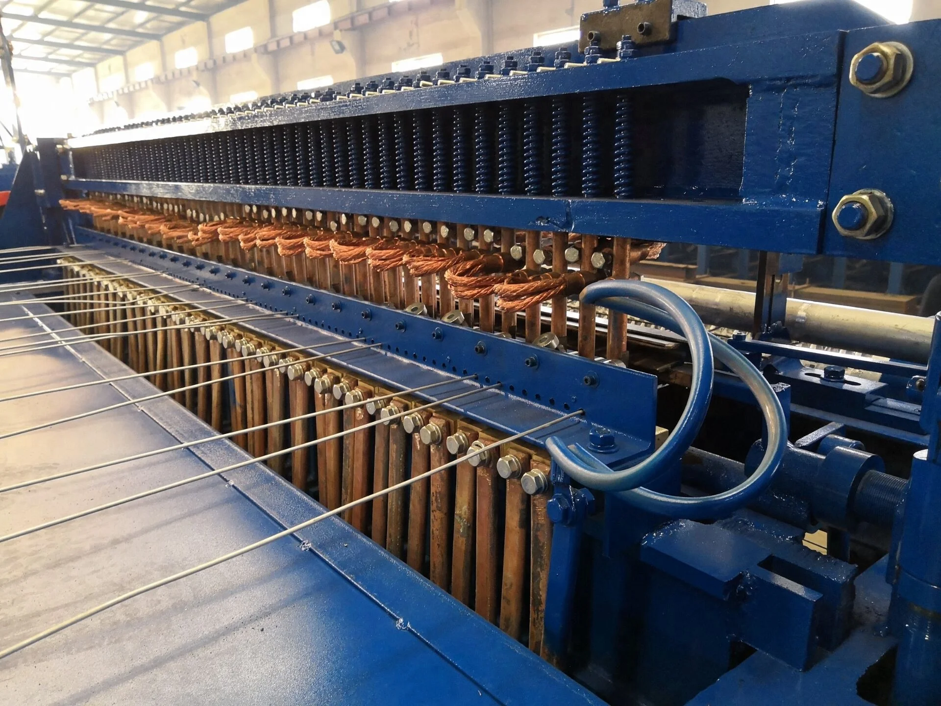 Hot sale stainless steel welded wire mesh machine in rolls