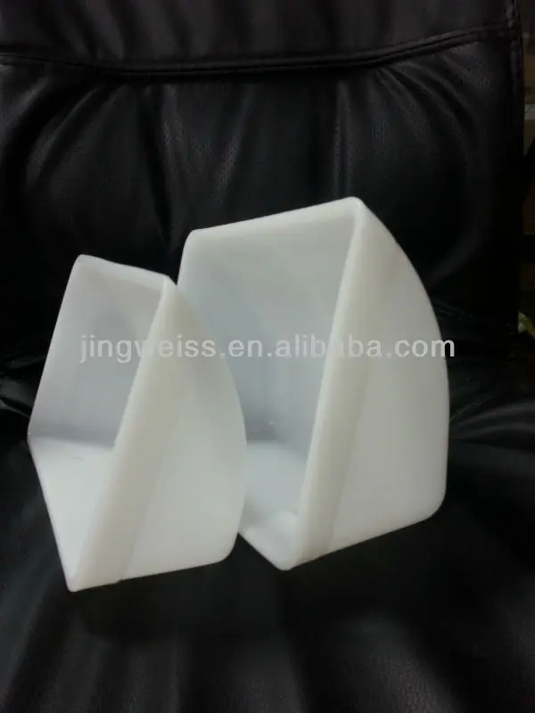 grain bucket and hopper for bucket elevators