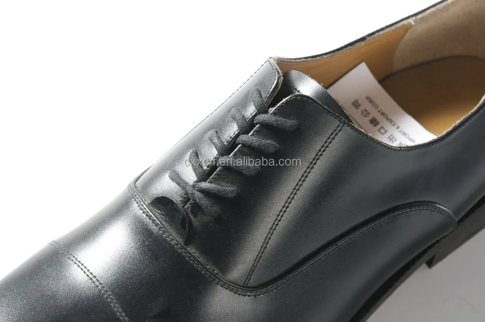 Мужская обувь в стиле милитари и гражданского кожаного офицера