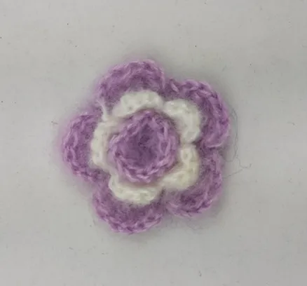 Free sample handmade crochet flower for garment decoration