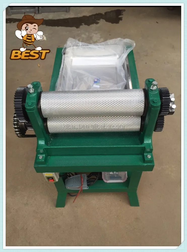 Best quality Beekeeping equipment bees wax roller / electric beeswax foundation machine