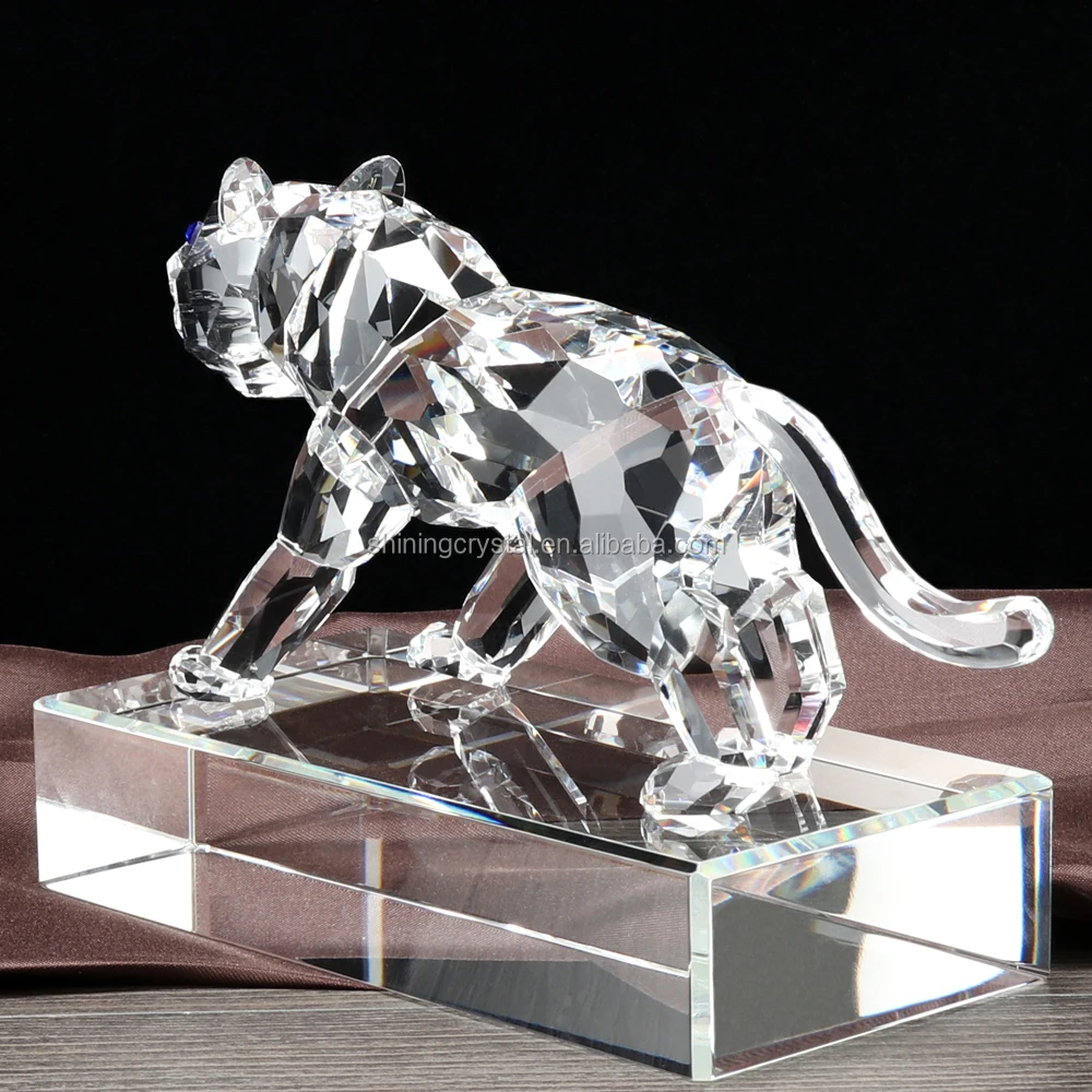 New wholesale unique crystal glass tiger figurine the chinese zodiac ornament crystal animal ornaments
