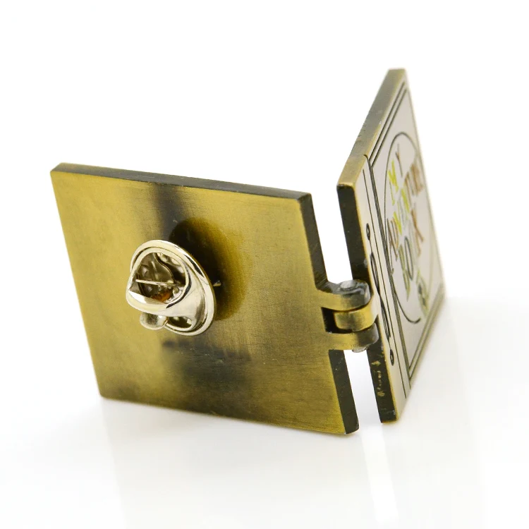 China Crafts Manufacturer Promotion Engraved Bronze Badges Embossed Custom Logo Metal Brass Lapel Pin Badge Hinged Enamel Pin