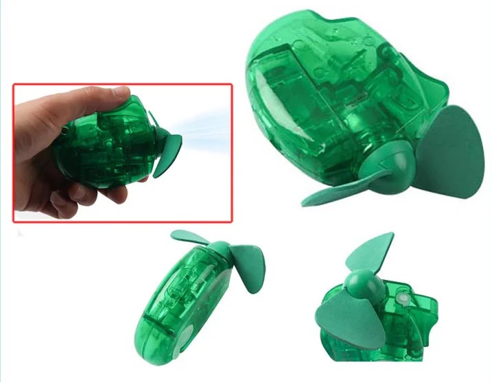 Portable fan Handheld Desk Use Battery plastic mini water spray fan Mist Fan