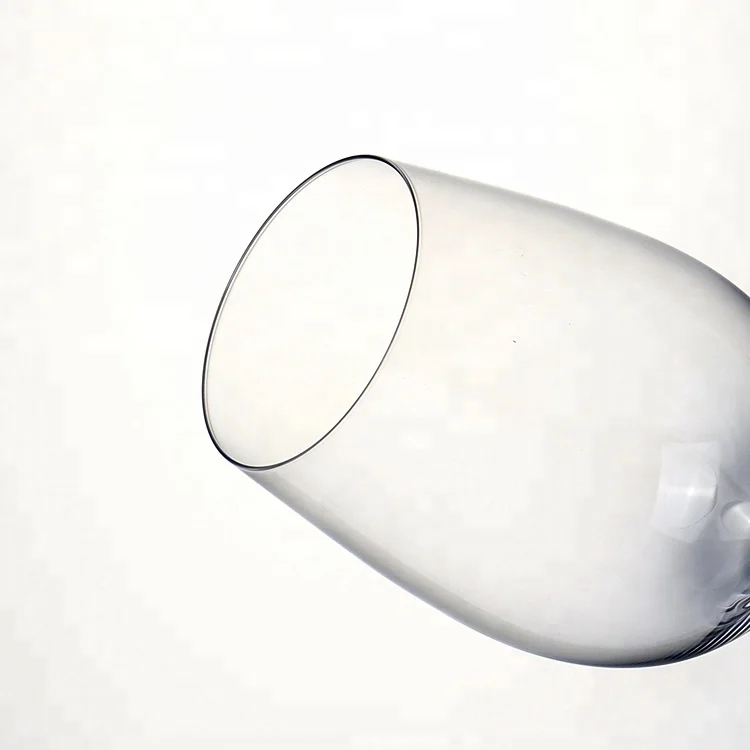 Handblown glittered thick stem wine glass for party