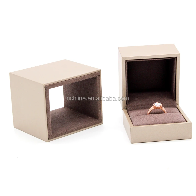 Richpack Luxury Custom High End Custom Wedding Ring Packaging Plastic Hinged Jewelry Box