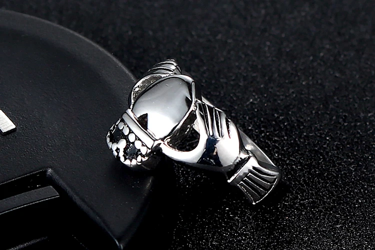 Женское глянцевое кольцо в форме сердца из нержавеющей стали