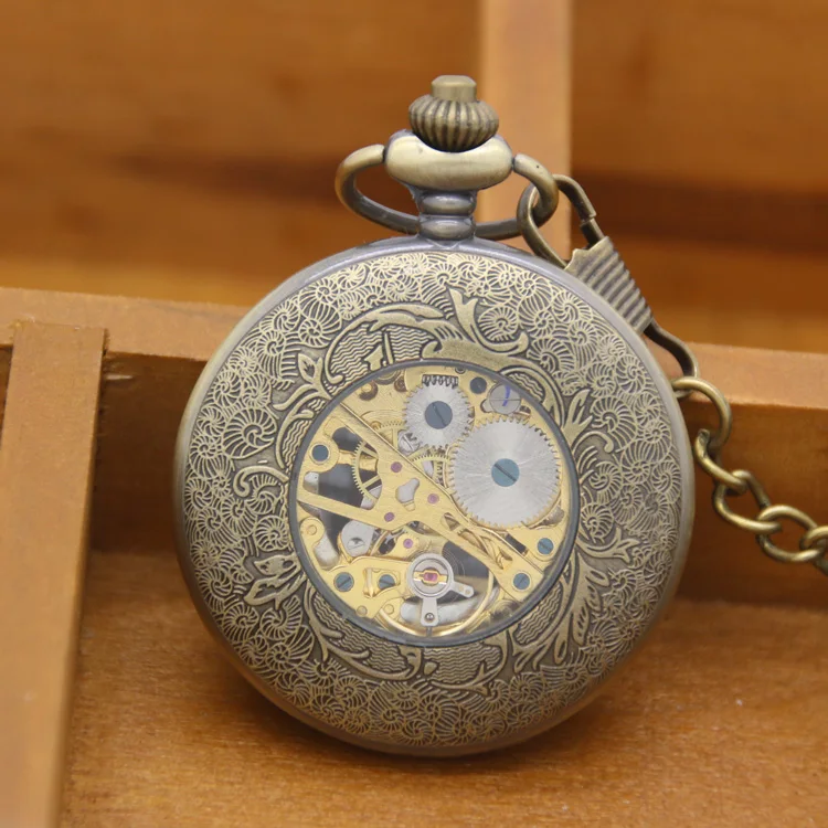 Retro Brass Antique Steampunk Mechanical Pocket Watch With Necklace