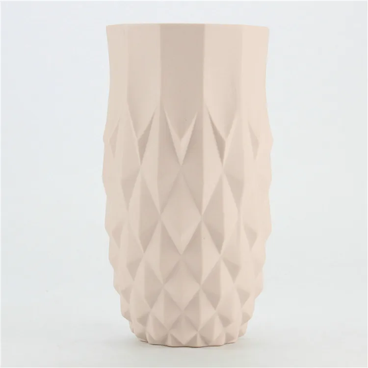 Unglazed Nude Matt Rhombus Fluted Table Decorative Ceramic Flower Vase