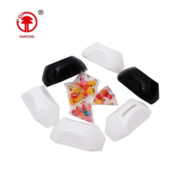 Fruity ball shaped candy yummy sweets halal candy jelly bean in toy candies ball football package