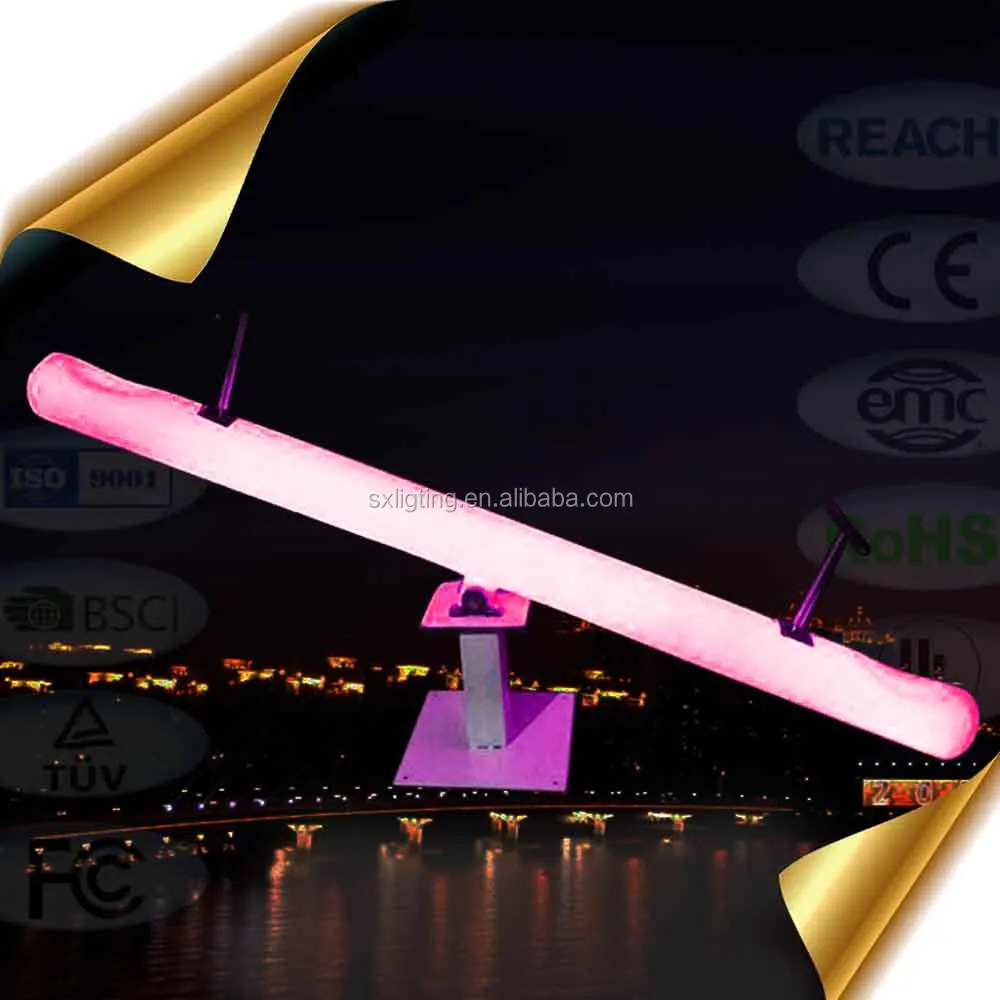 
LED Seesaw Garden Lights Up / LED Seesaw Creates Playful Public Art / LED sports equipment 