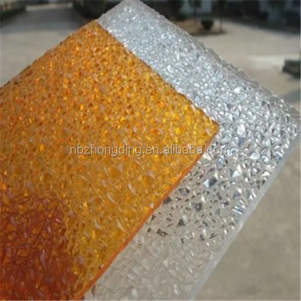 Тисненый лист из поликарбоната с голубым и зеленым опалом