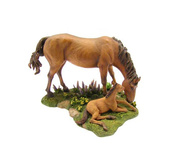 Brown Resin Horse Family Statue for Home and Garden Decoration