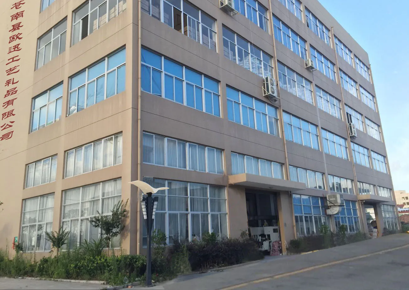 
Insulating effect bulk solar cooler bag 