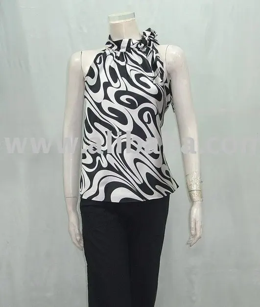 
Clothing maker in China 