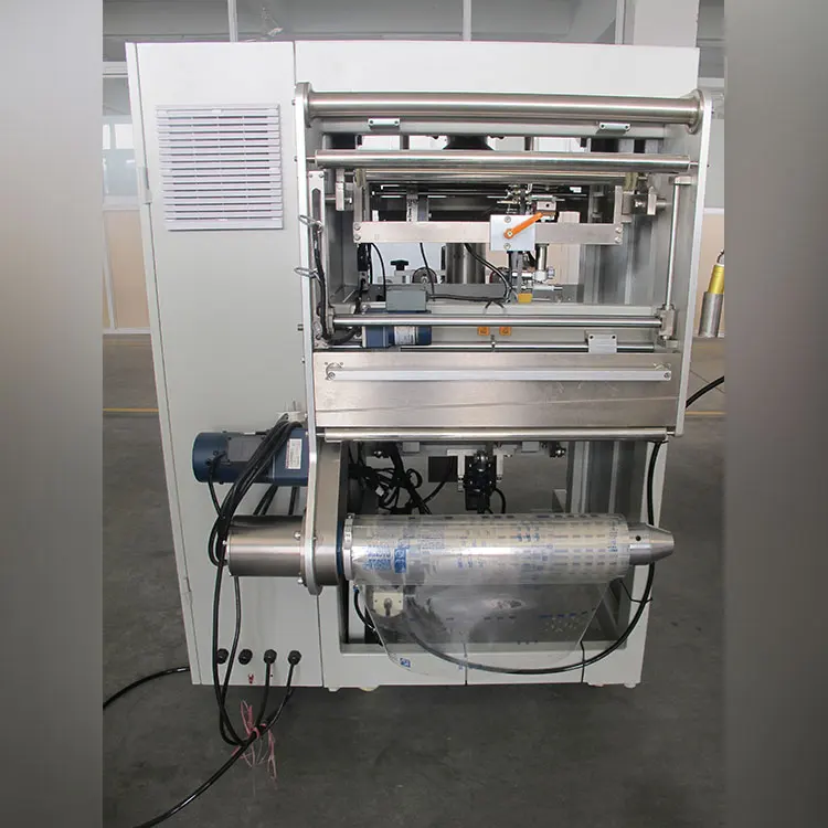 Vertical automatic  liquid pouch packing machine sunflower oil plastic pillow bag packing machine for oil