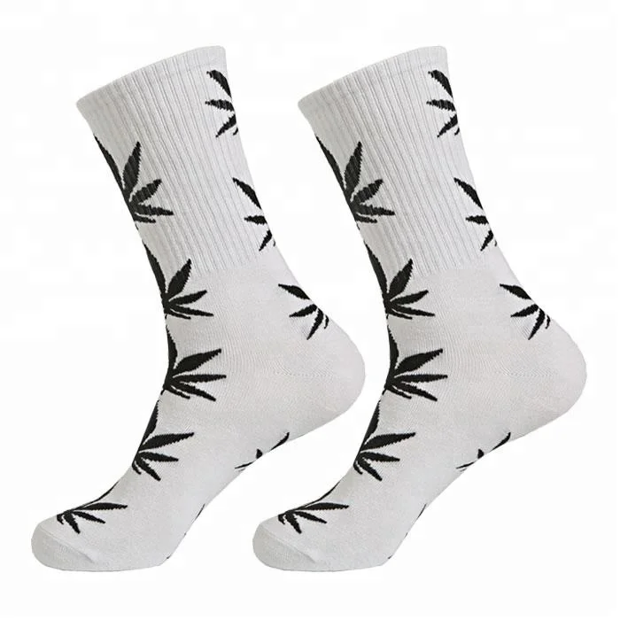 Boys Wearing Crew Cheap Hemp Weed Leaf  Socks for Man