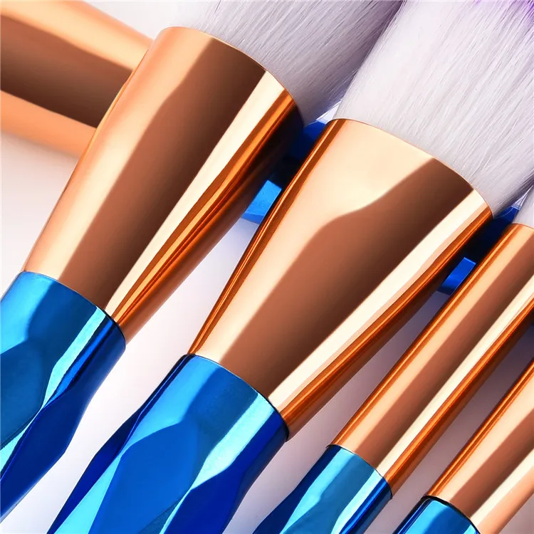 Wholesale 12 Pcs Makeup Brushes With Rainbow Bag Professional Diamond Makeup Brush Set For Making Up