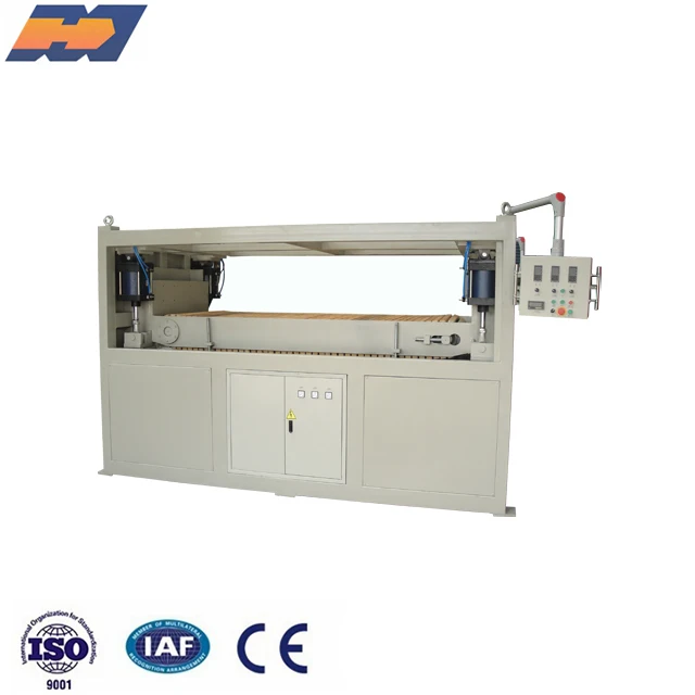 Good design for large width plastic product haul off machine