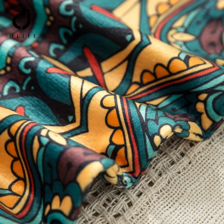 Оптовая продажа высококачественных дешевые custom дизайн, цифровая печать на ткани большой Подушка home decor