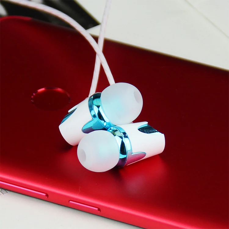 gold plated mega bass pleasant to the ear headphone headset earphone wholesale