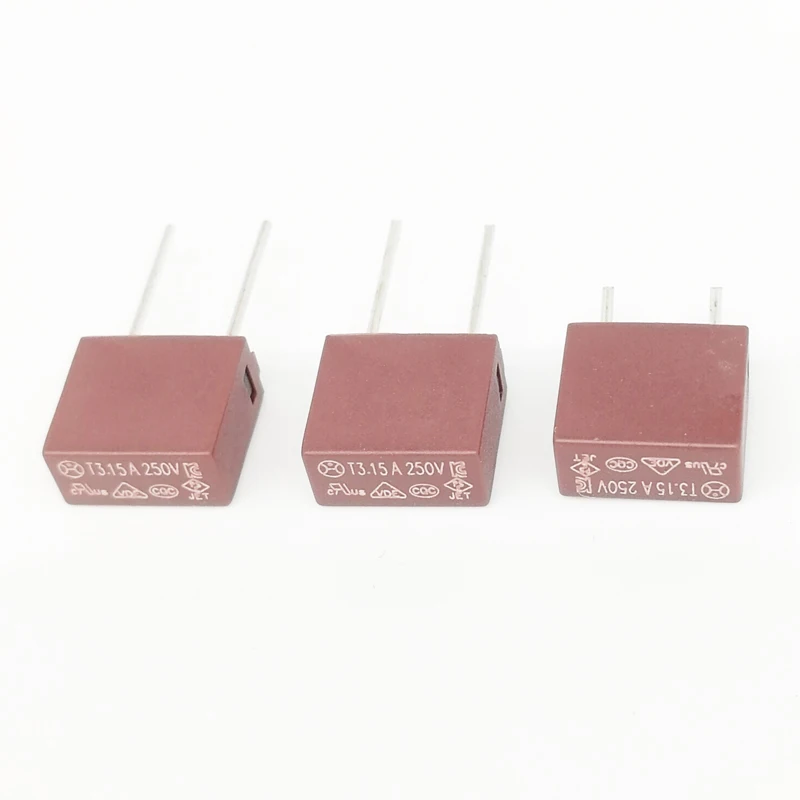 Reliable safe Box fuse with EU US certificate plastic encapsulation slow fusing current protection for circuit adapter and drive