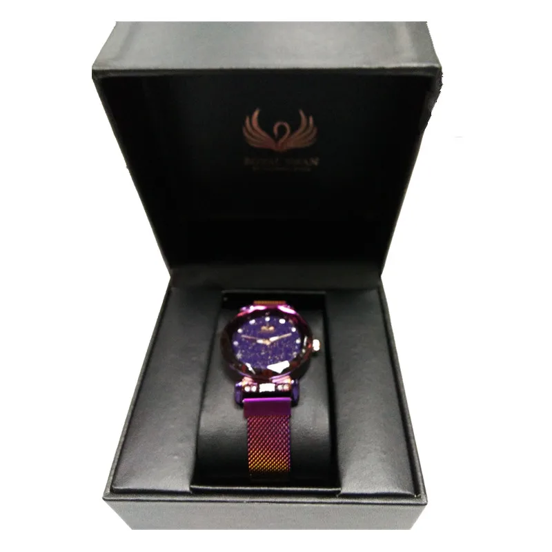 2021 beautiful crystals case girls watch starry sky dial lady orologio China mesh strap magnetic woman watch