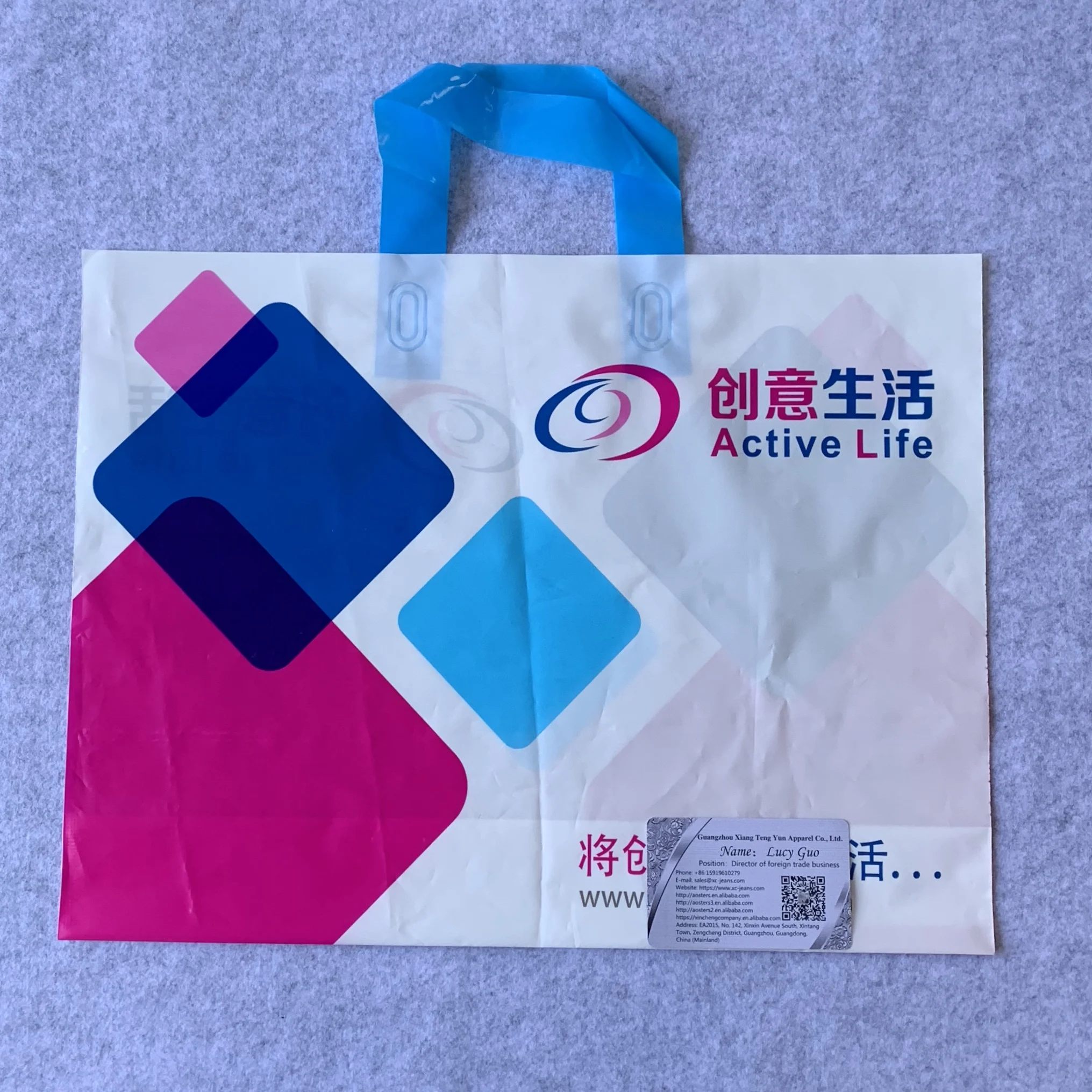 Custom Size Printing Plastic Custom Made Shopping Bags with Die Cut Handle