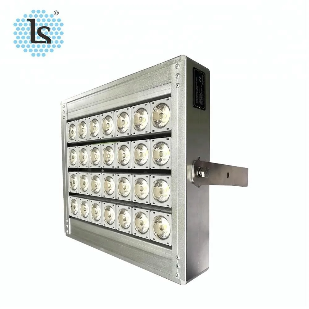 Price for 100000Lm LED stadium lights 2000W 1000W 600W 500W led reflector marine flood light IP68 300M long distance lighting