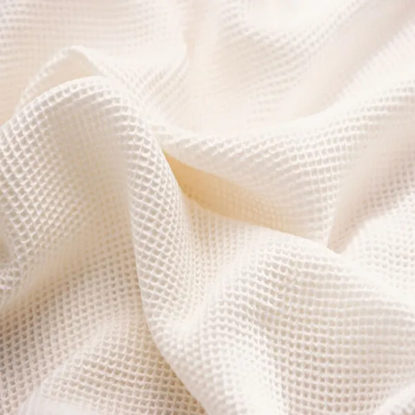 Microcapsule textile yarn