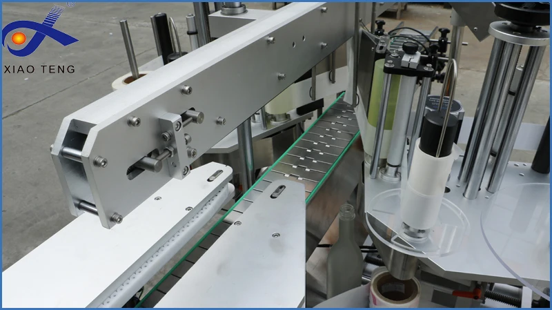 Automatic square bottle bopp label two side labeling machine