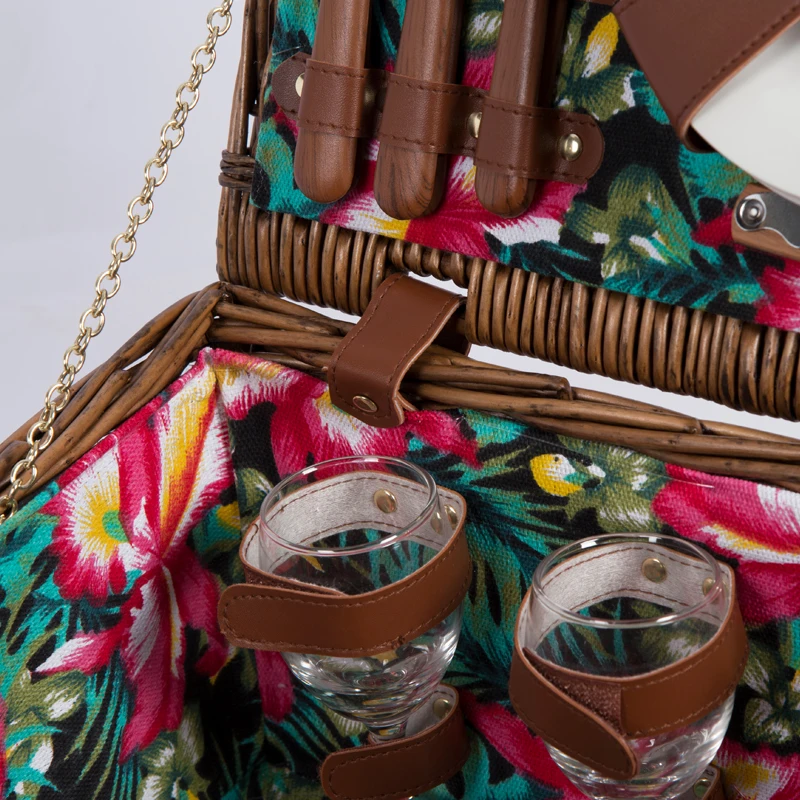 Fancy Lining Cloth Weaving Willow Rattan Square Box Food Storage Suitcase Beach Picnic Wicker Hanging Fruit Baskets In Bulk