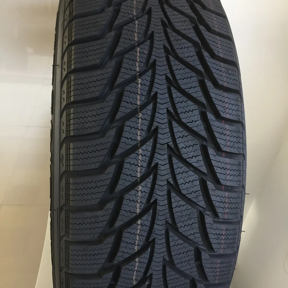 Hot selling Three A Yatone Aoteli Winter Snow Tyre PCR Car Tyre New 225/65R17 225 65 17 with EU Label