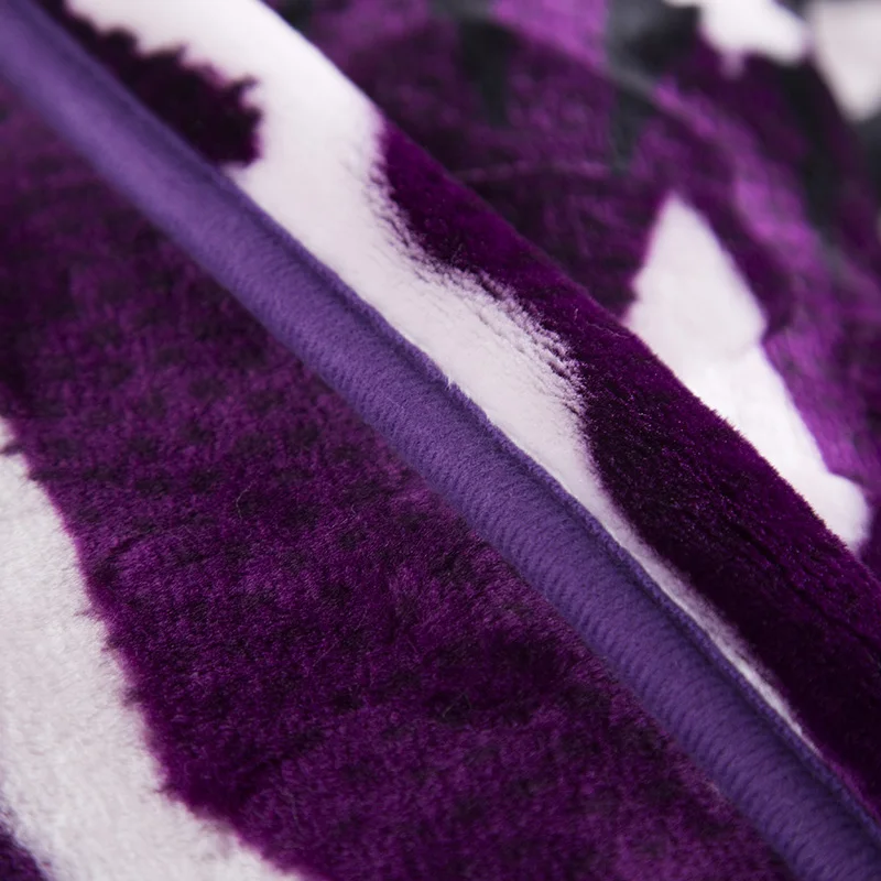 
100% polyester faux fur 220 x 240 cm 4.2 kg thick winter mora blanket 