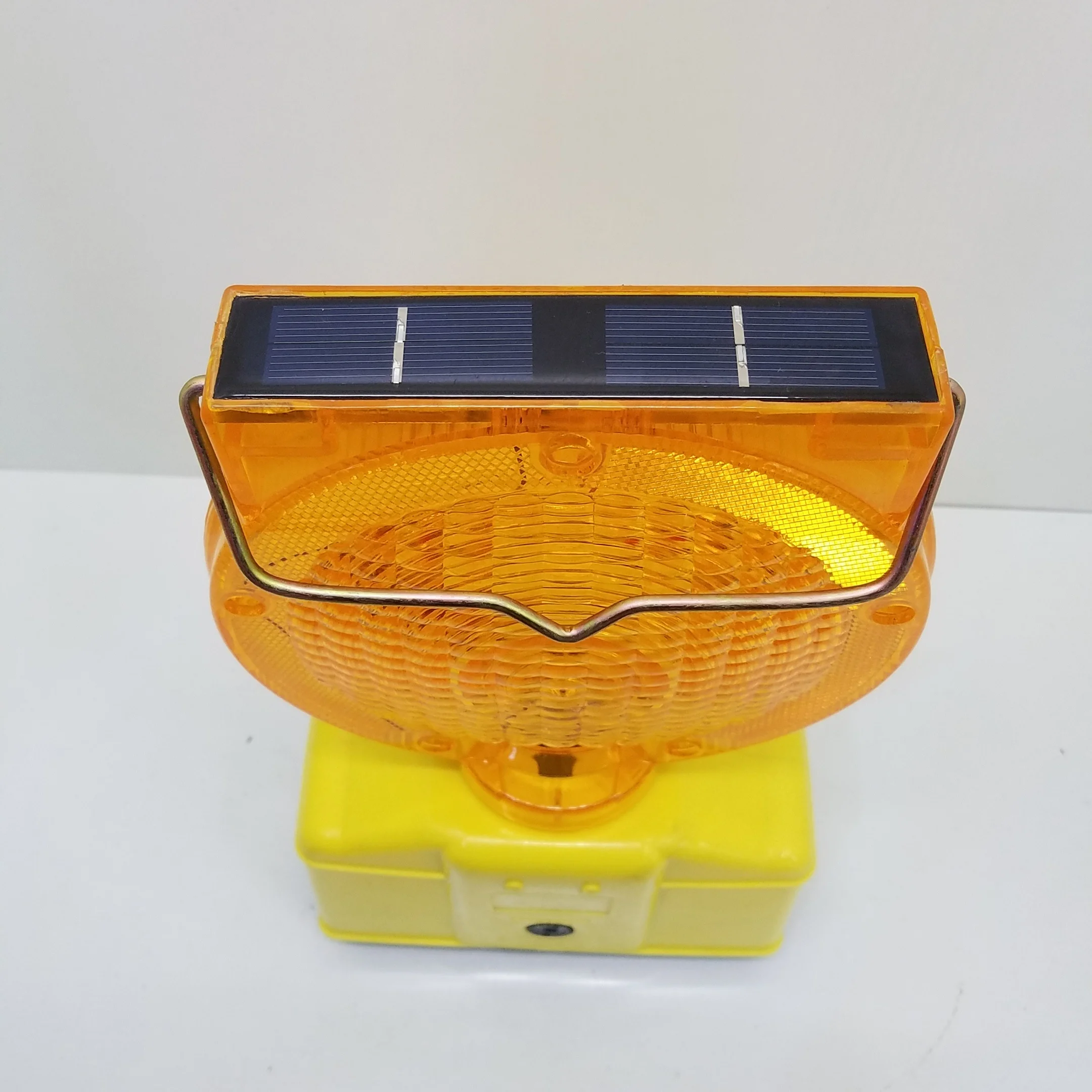 Chixin Yellow Flash light Solar Traffic Safety Warning Light on Traffic Barriers