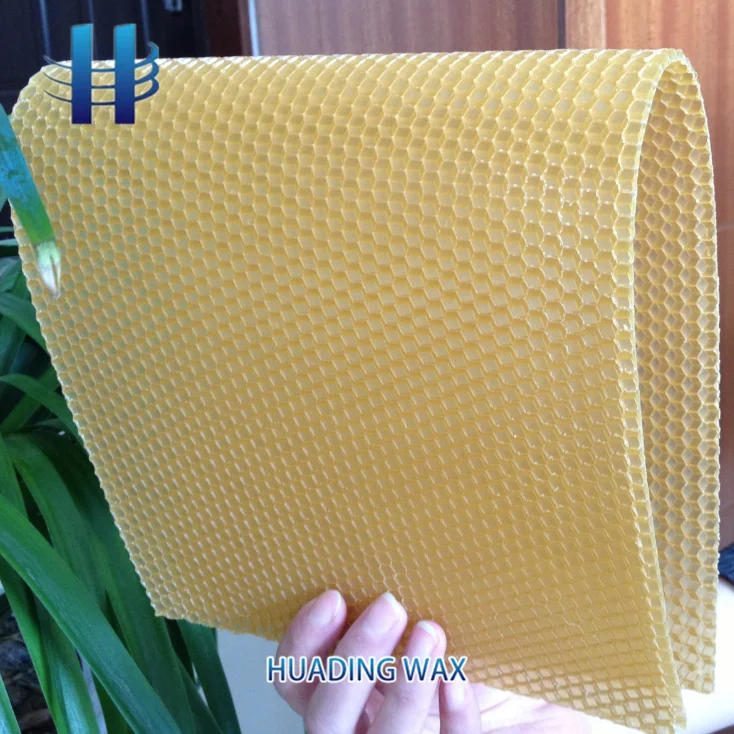 Beekeeping Tool Bee Beehive Nest Beeswax foundation 41cm * 20cm * 0.3cm Gold Bee Honeycomb Material