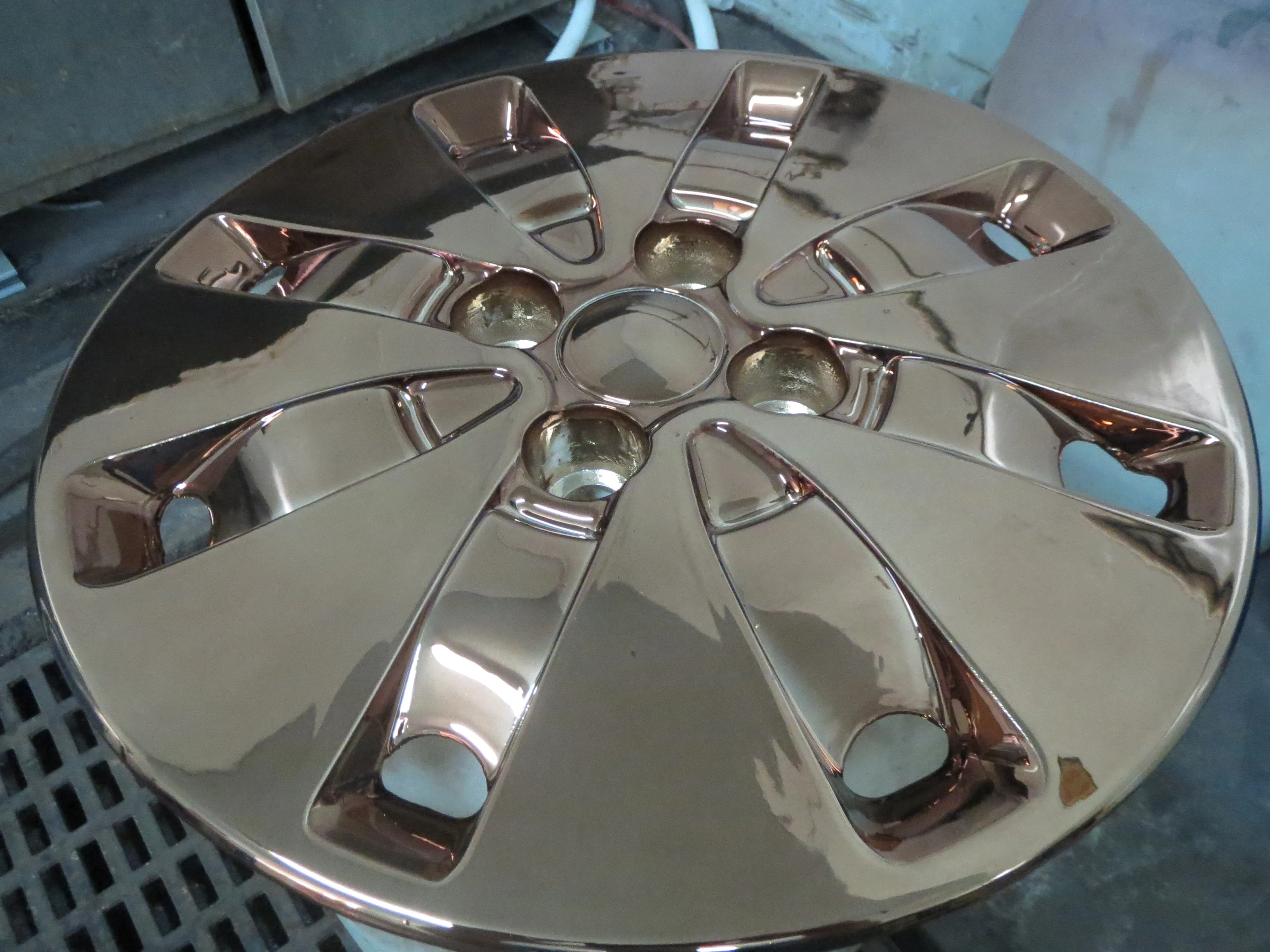 Хромированный пластик