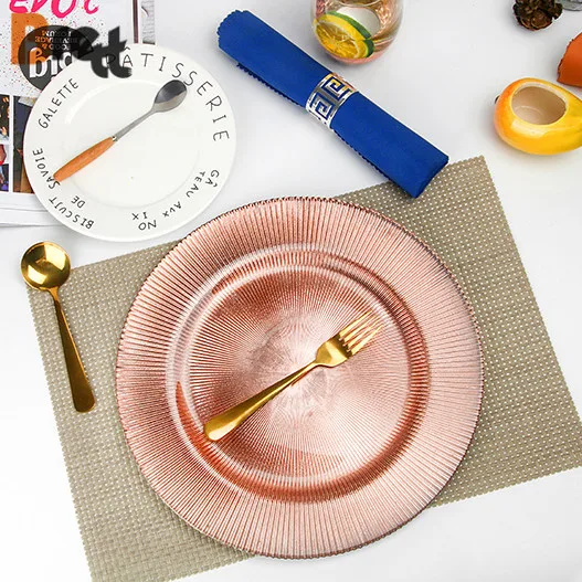 Tableware Market in Guangzhou Rose Gold Plated Glass Charger Plates Wedding