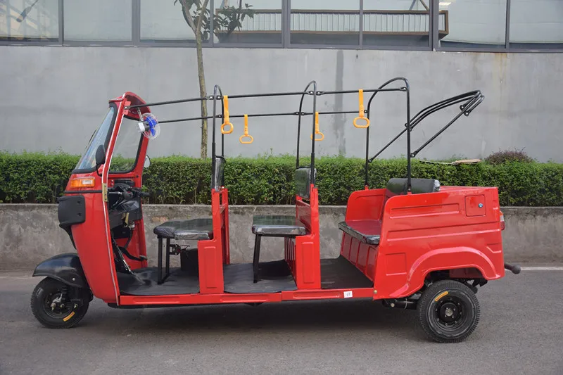 6 Passenger Bajaj Three Wheeler