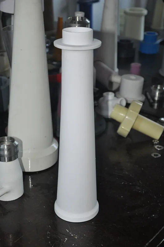 Pulp mill machine cleaner in toilet paper production line