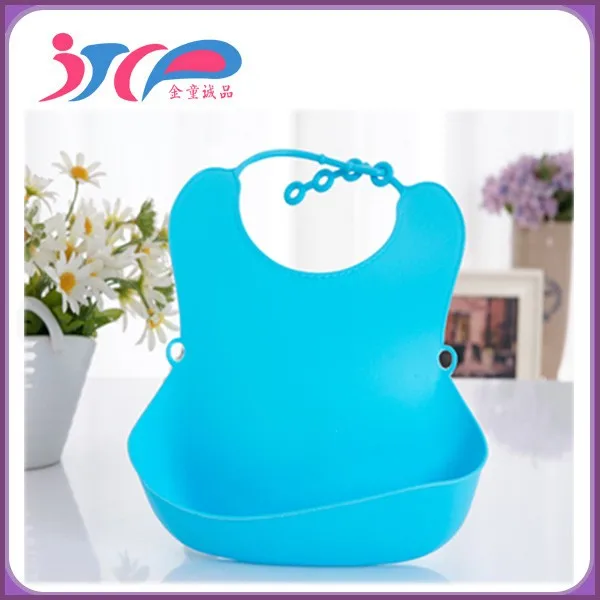 Wholesale Cute Food Grade Waterproof Large Pocket Baby Bib Soft Silicone Baby Bib With Food Catcher Opening