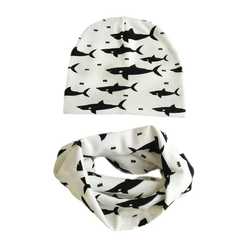 19074 Детские хлопок ткань печатных дизайн шляпы шейный платок Набор мягкий хлопок печатных мультфильм шаблон шейный платок Шапки Набор